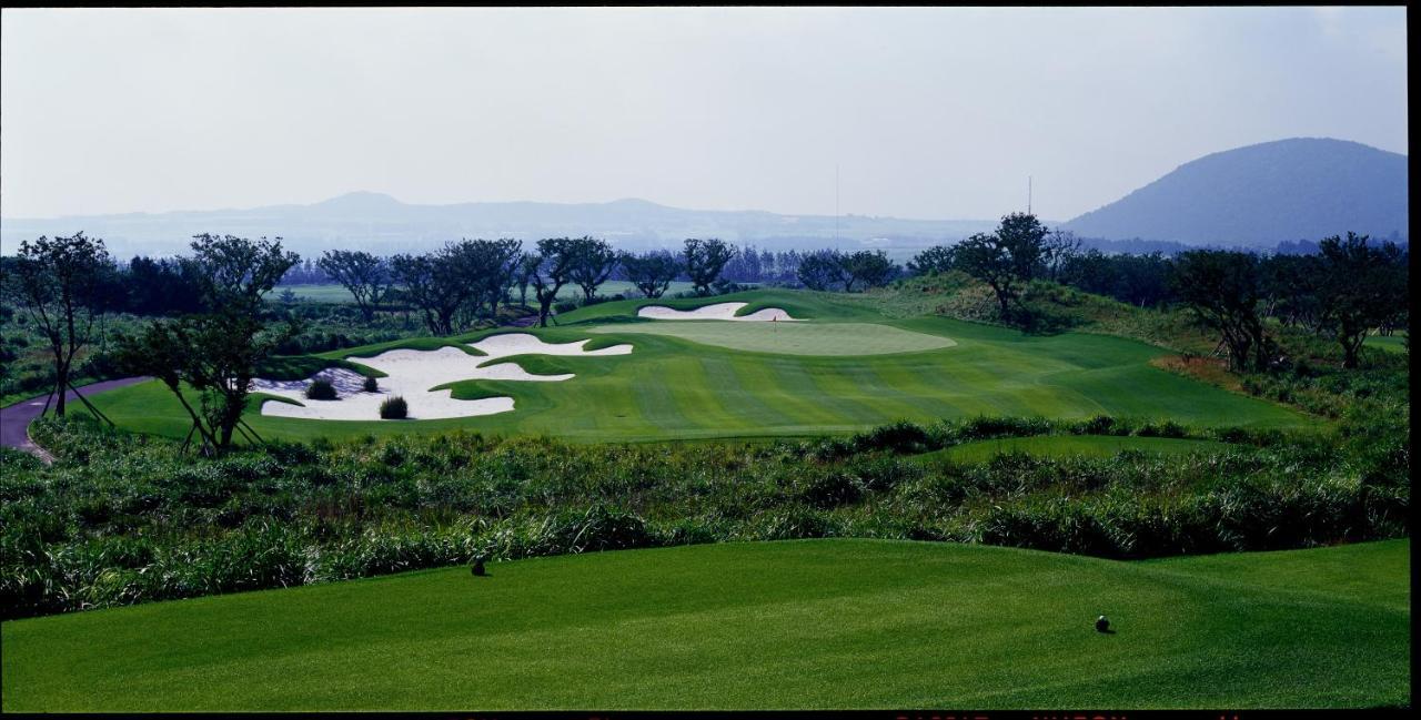 Ardenhill Resort & Golf Jeju Esterno foto
